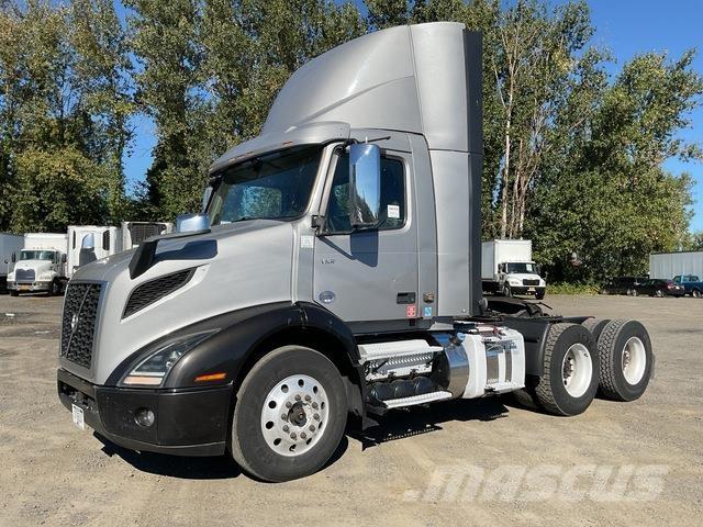 Volvo VNR 300 Tractor Units