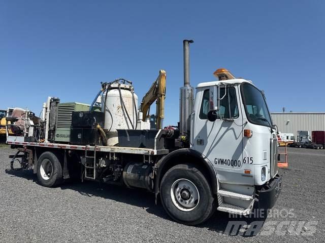 Volvo WX42 Municipal / general purpose vehicles