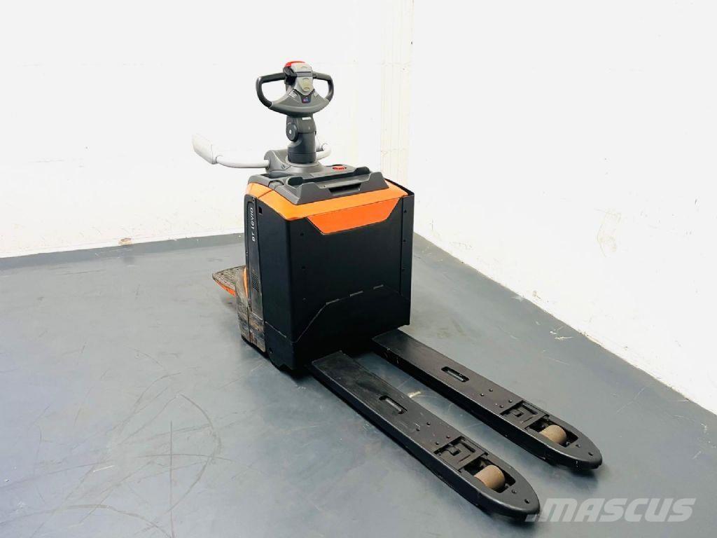 BT LPE 200 Low lifter