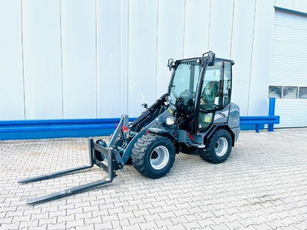 GiANT G2500 X-TRA HD Wheel loaders