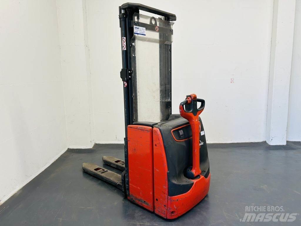 Linde L16 Pedestrian stacker