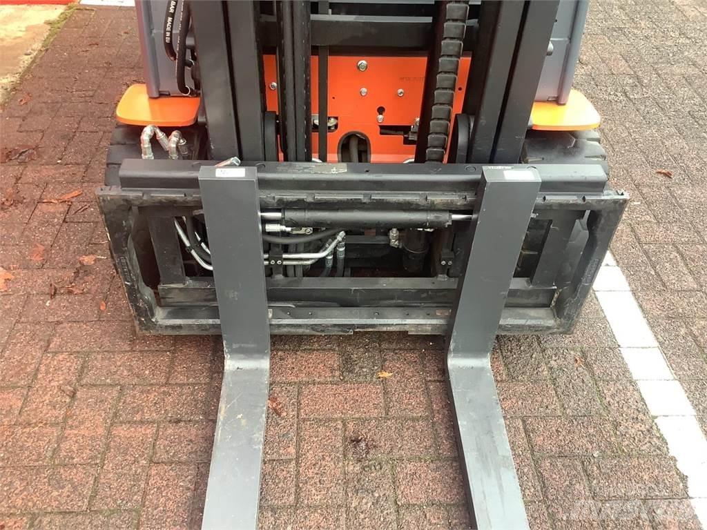 Toyota 8FBE20T Electric forklift trucks