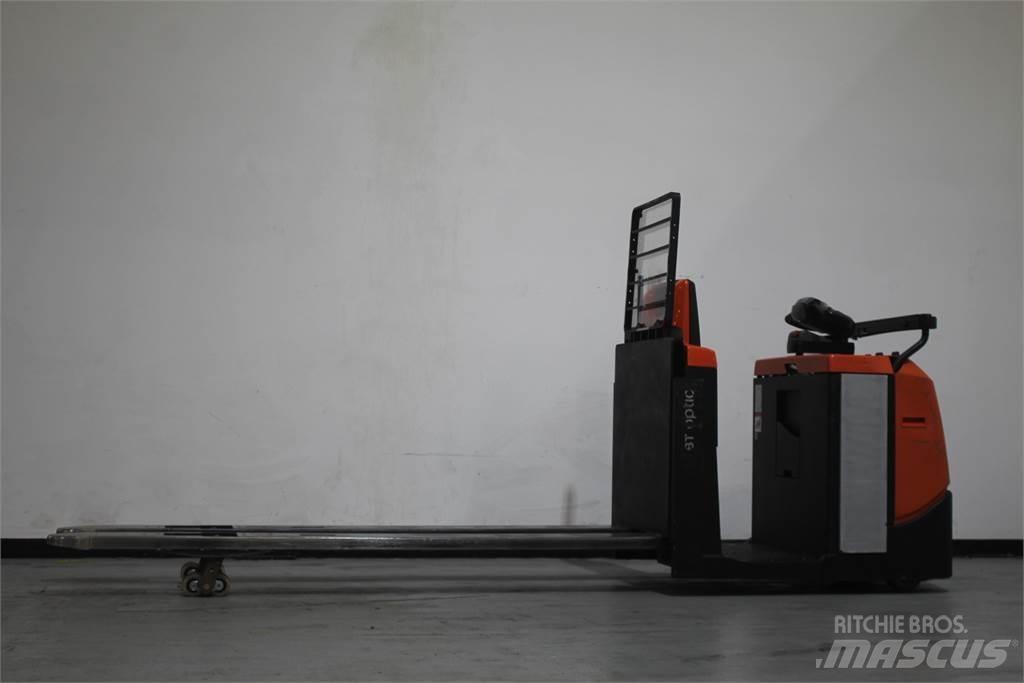 Toyota OSE250 Low lift order picker