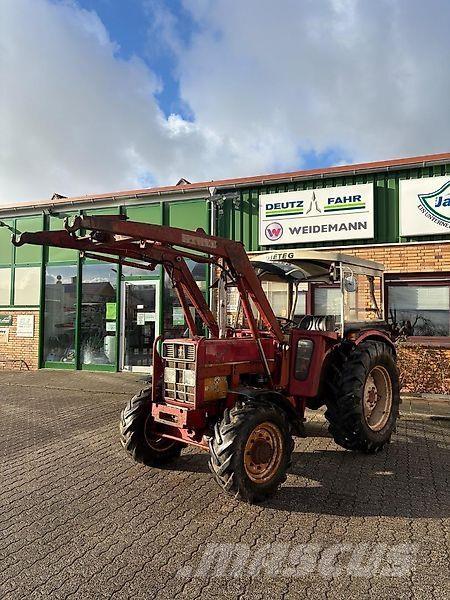 IHC 533A Tractors