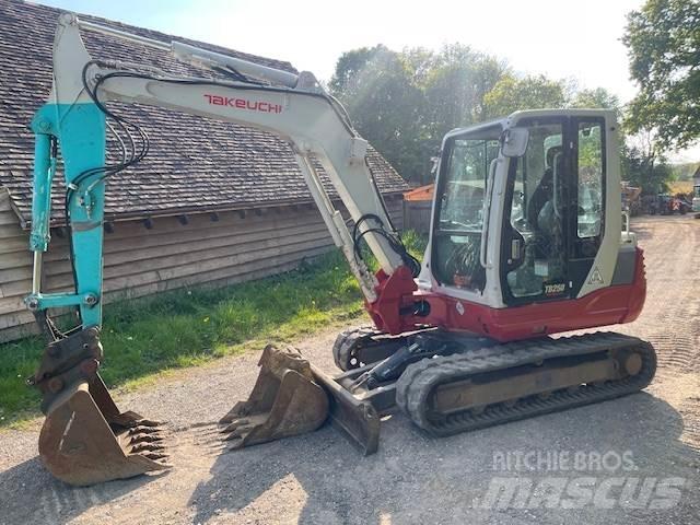 Takeuchi TB250 Midi excavators  7t - 12t