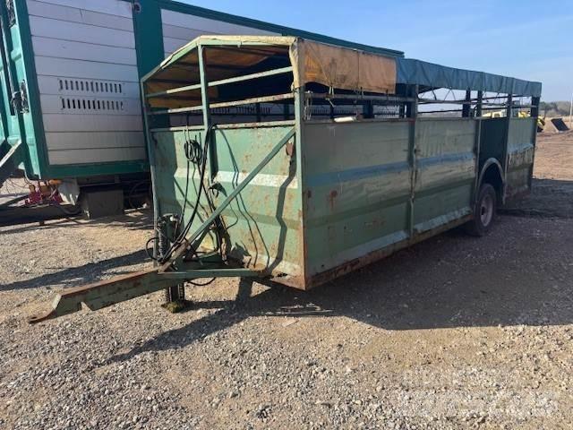  6M. MED HÆVE/SÆNK Animal transport trailers