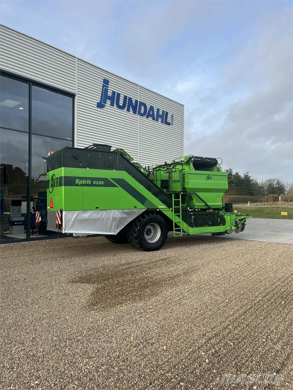 AVR 9200 CR Potato harvesters and diggers