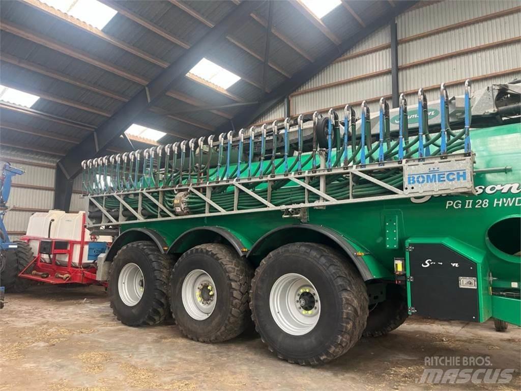 Bomech 24 m Sprayer fertilizers