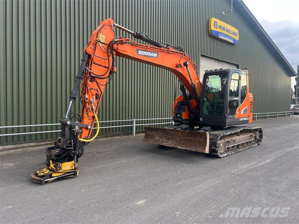 Doosan DX140LCR-5 Crawler excavators