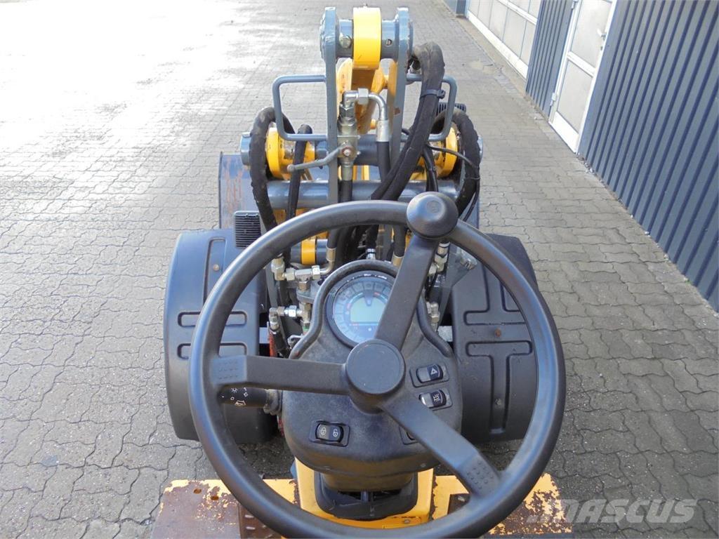 Gehl 340 Mini loaders