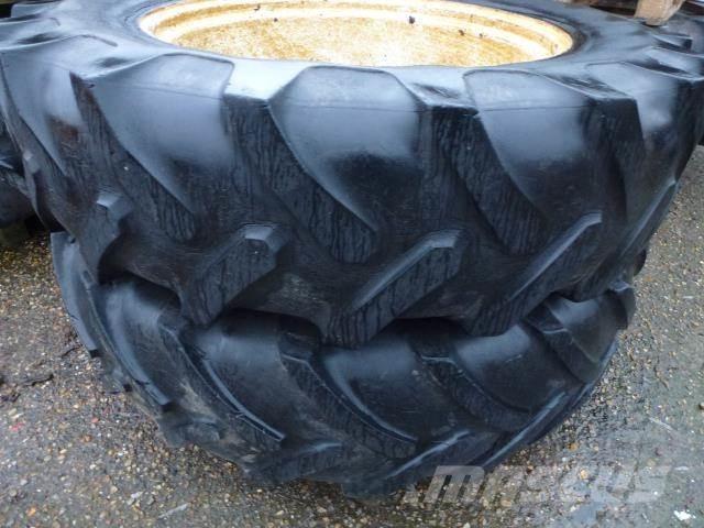 Molcon 16.9X38 Tyres, wheels and rims