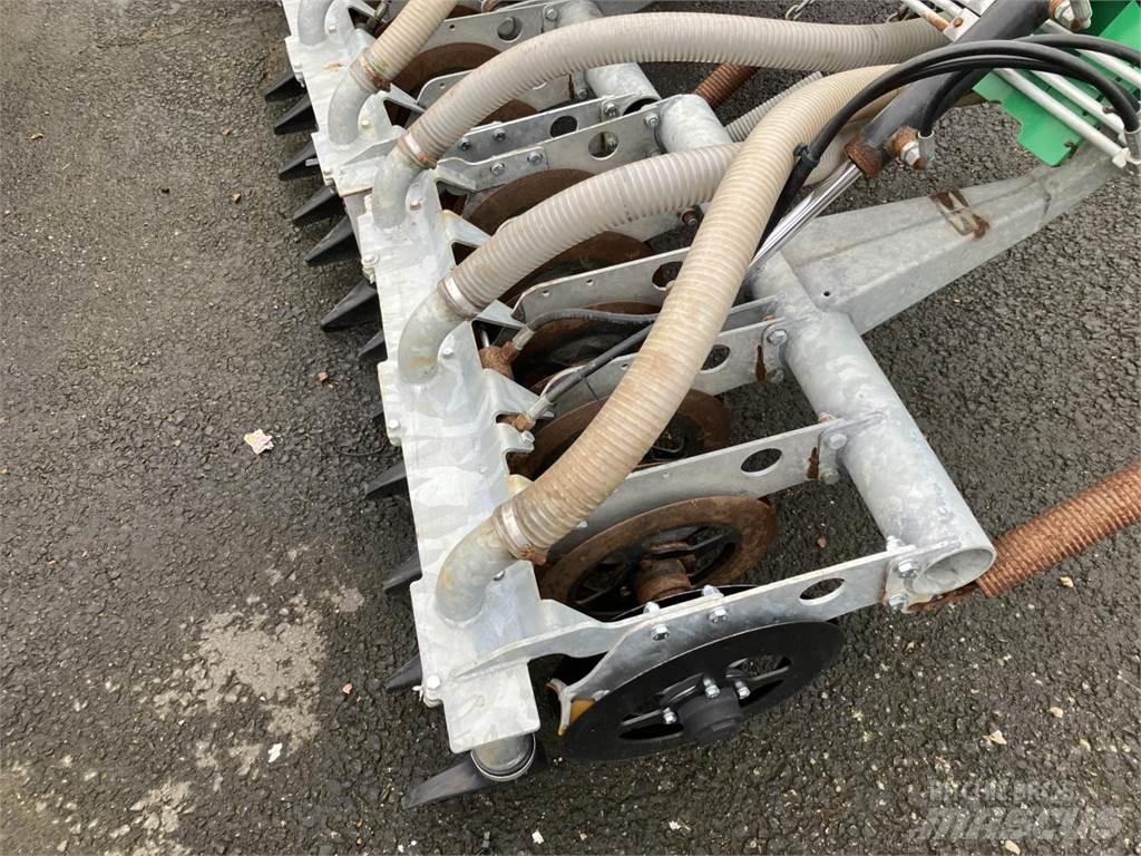 Samson TD 12 Sprayer fertilizers