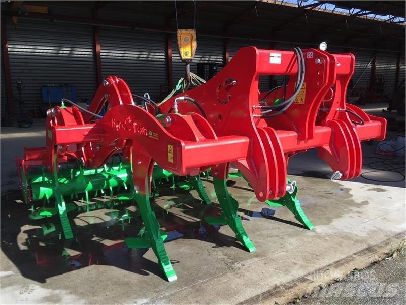 Agro-Tom  Chisel ploughs
