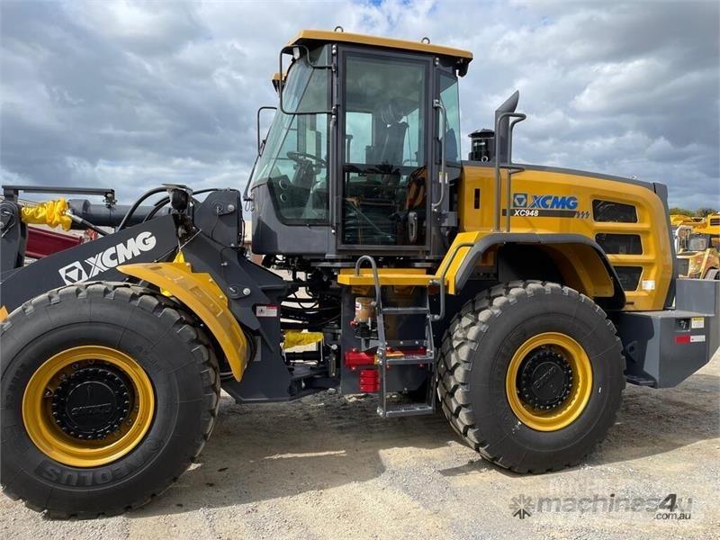  - - -  XCMG 948 Wheel loaders