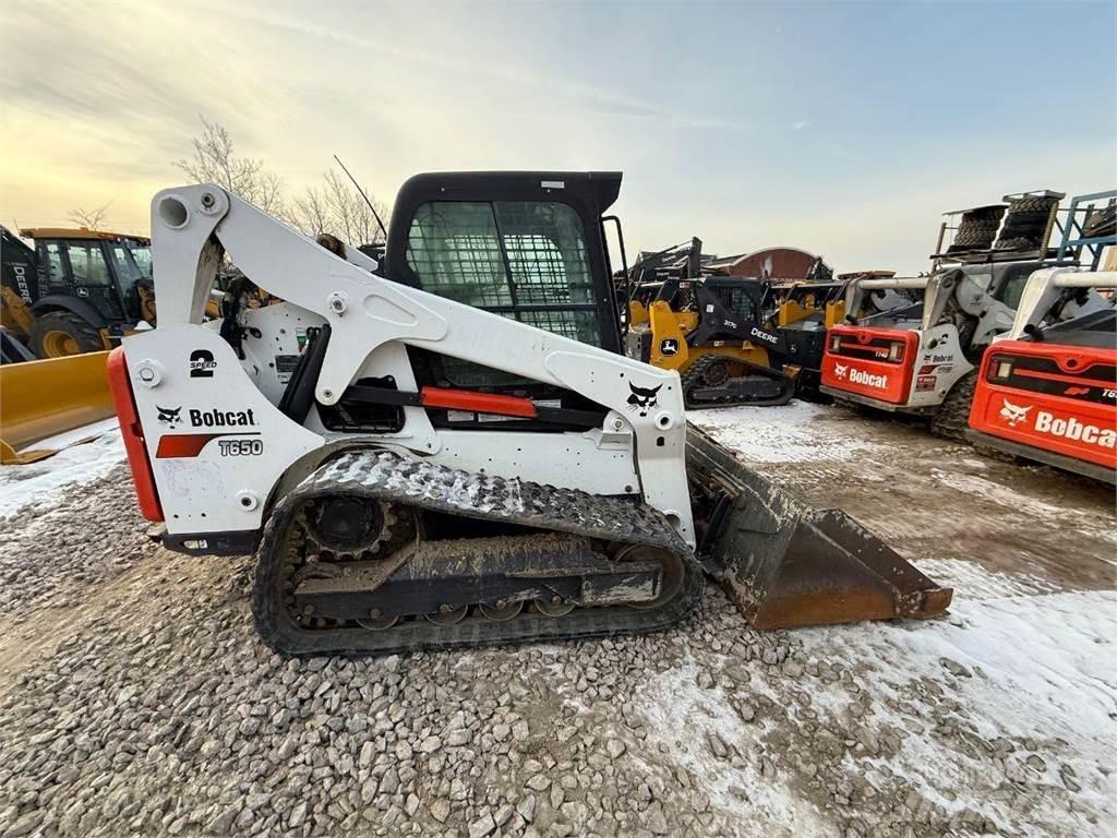 Bobcat T650 Mini loaders