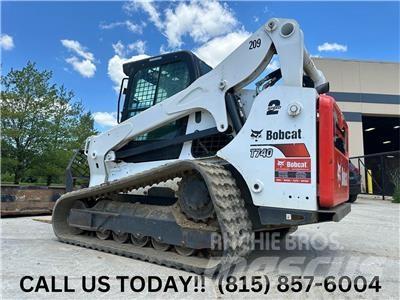Bobcat T740 Mini loaders