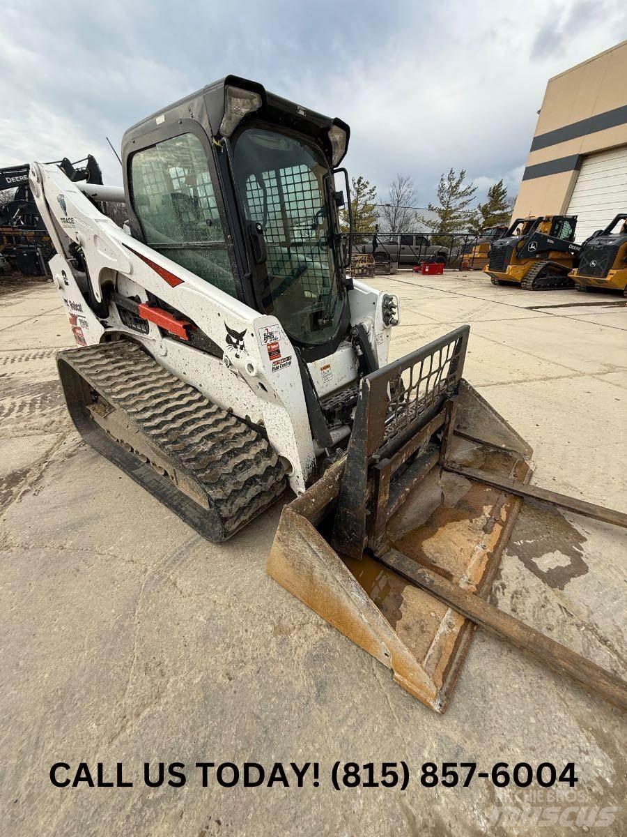 Bobcat T740 Mini loaders
