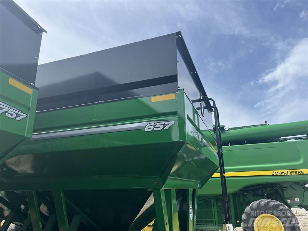 Brent 657 Grain / Silage Trailers