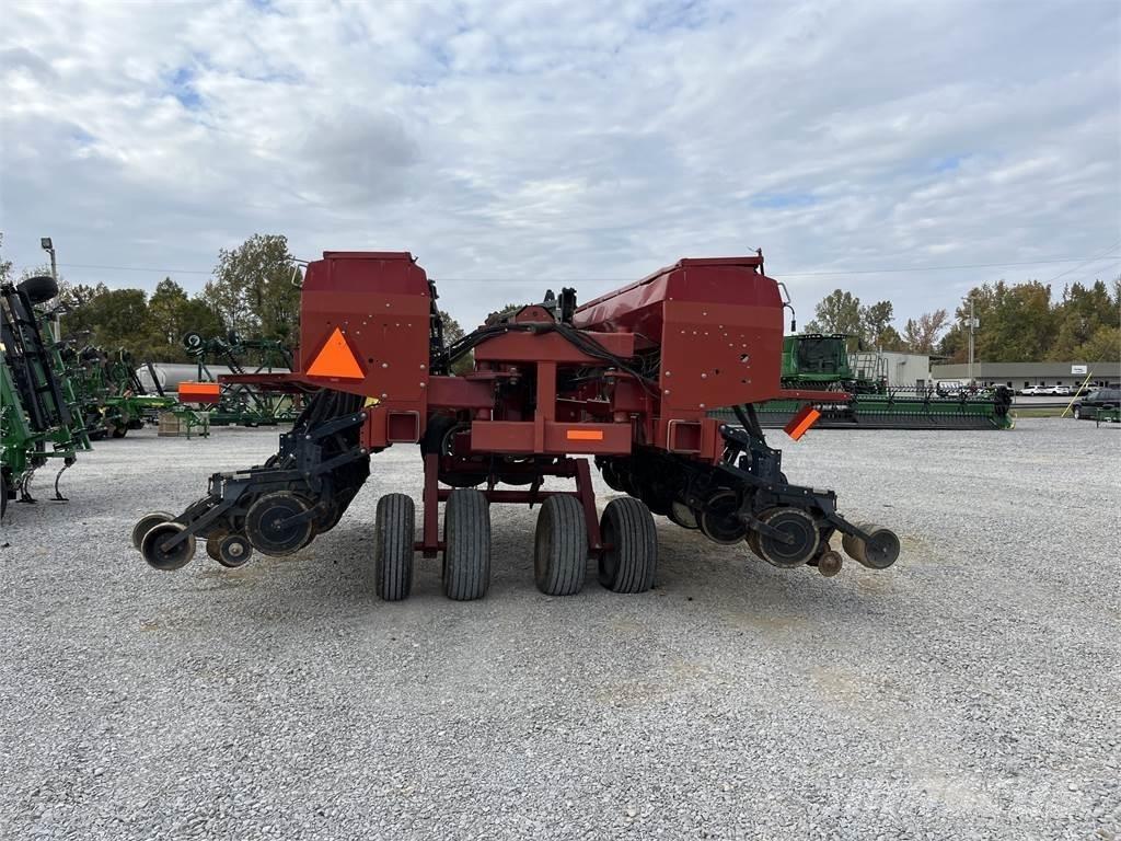 Case IH 5500 Drills