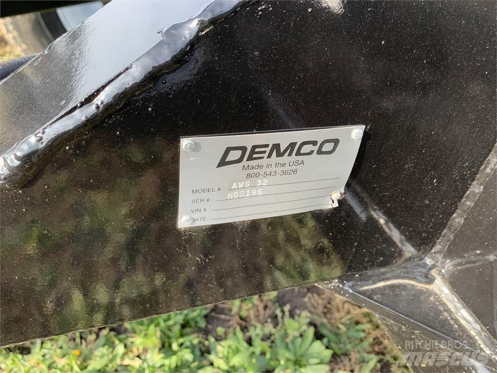 Demco AWS32 Grain / Silage Trailers