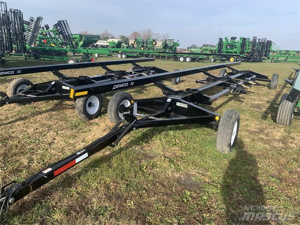 Demco AWS38 Grain / Silage Trailers