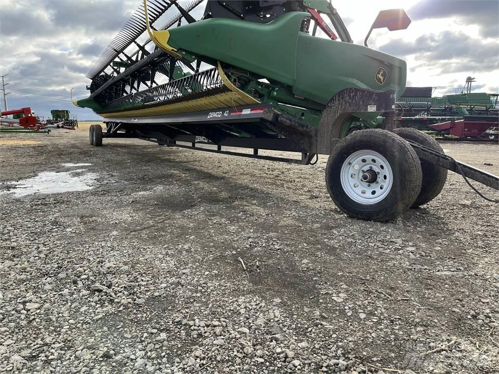 Demco STD42 Grain / Silage Trailers