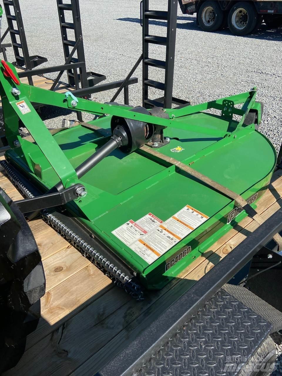 Frontier RC4060 Bale shredders, cutters and unrollers
