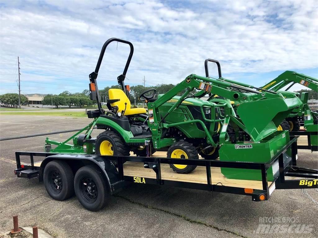 John Deere 1025R Compact tractors