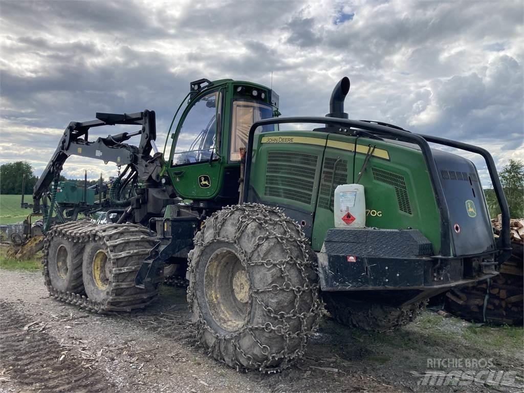John Deere 1470G Harvesters