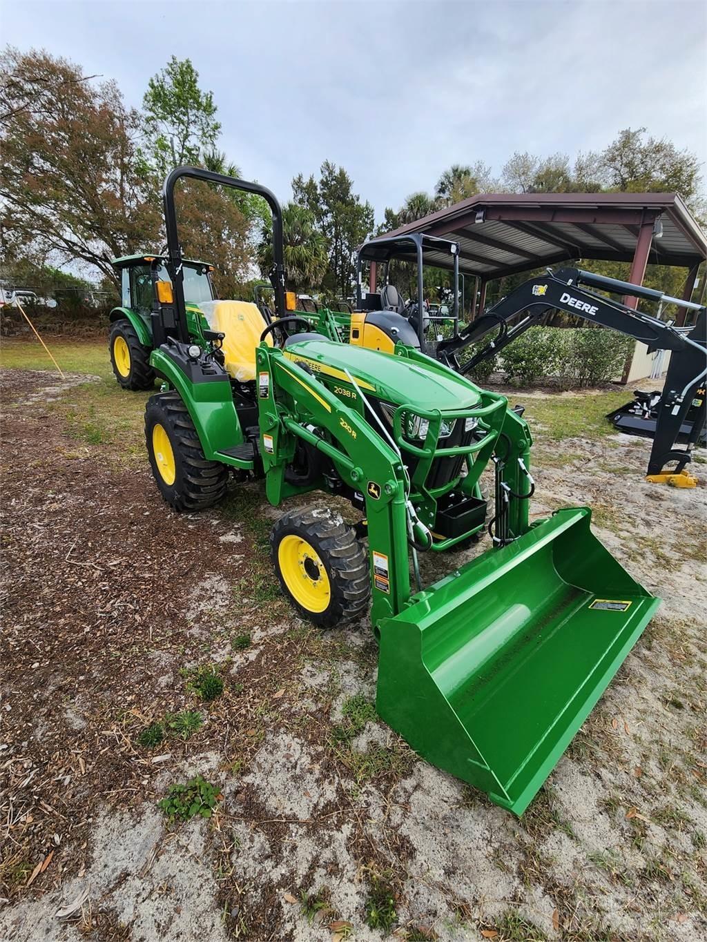 John Deere 2038R Compact tractors