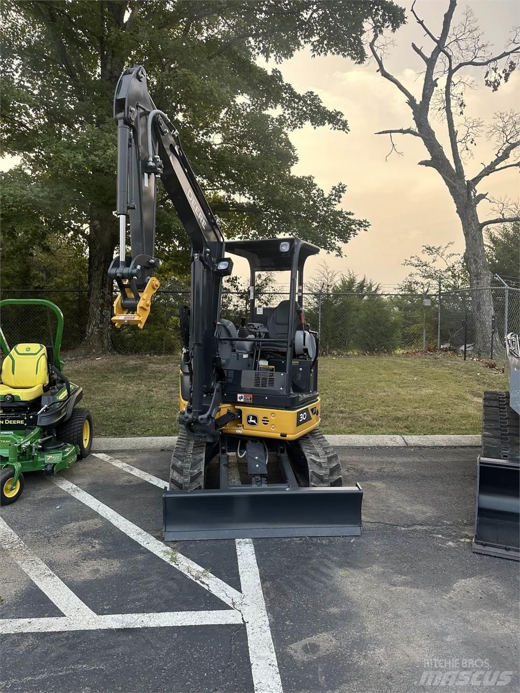 John Deere 30 P Mini excavators < 7t (Mini diggers)