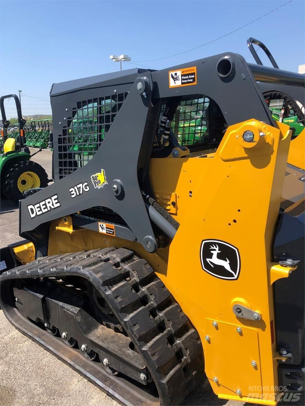 John Deere 317G Mini loaders