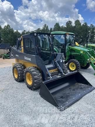 John Deere 320G Skid steer loaders