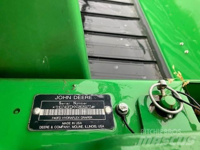 John Deere 712C Combine harvester accessories