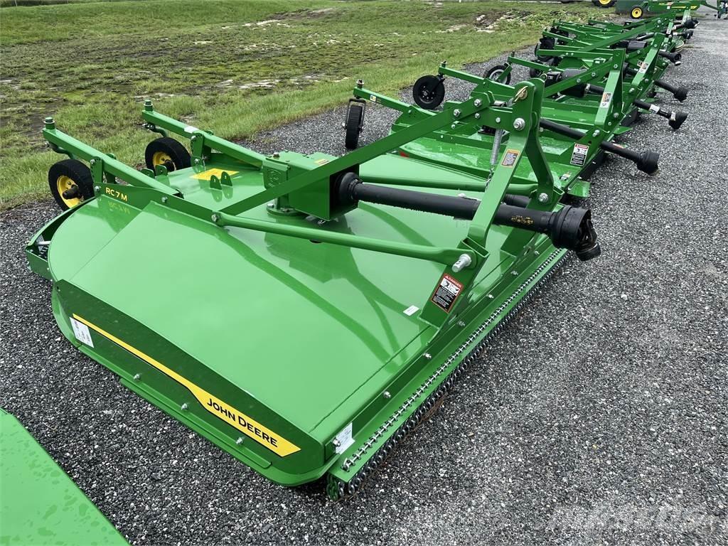 John Deere RC7M Bale shredders, cutters and unrollers