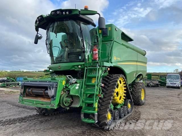 John Deere S780 Combine harvesters
