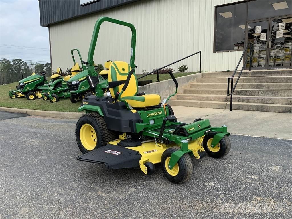 John Deere Z545R Zero turn mowers