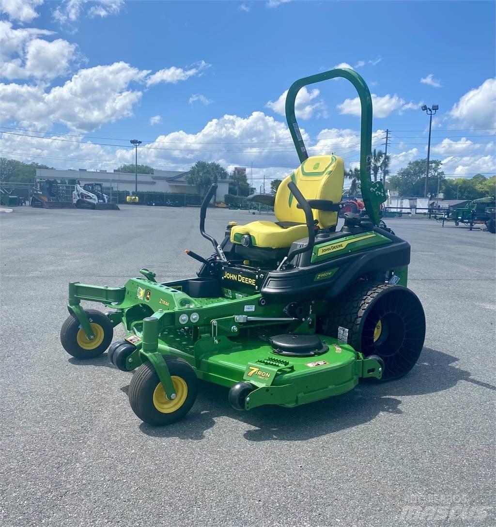John Deere Z950M Zero turn mowers