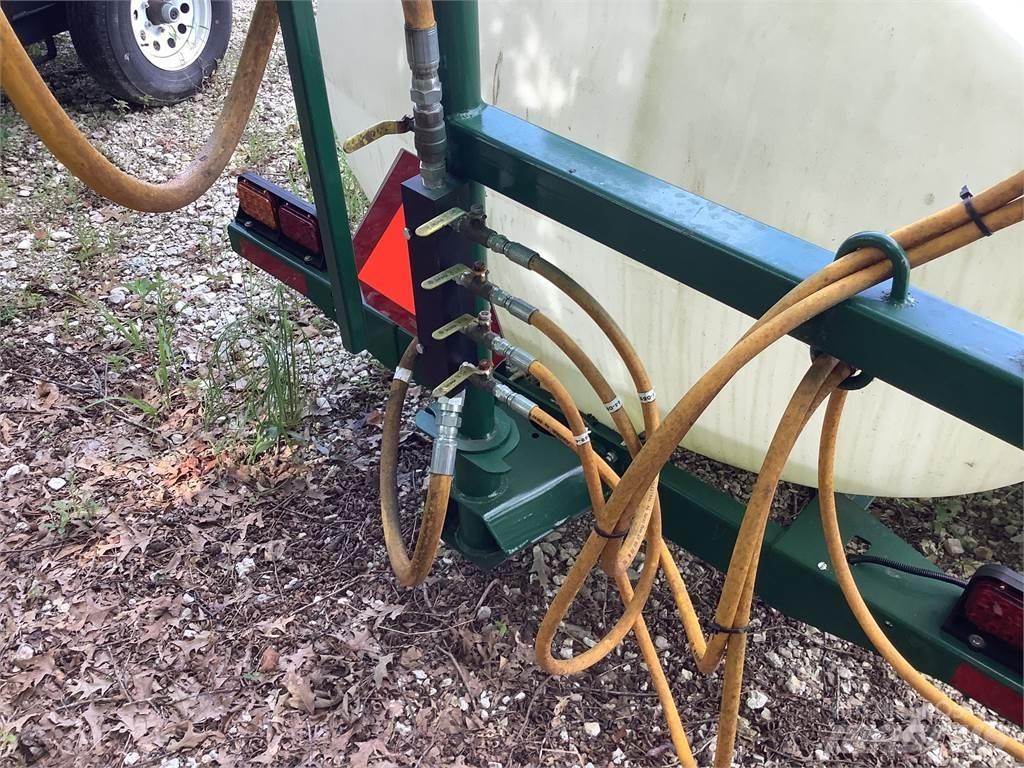 KMC 4410 Trailed sprayers
