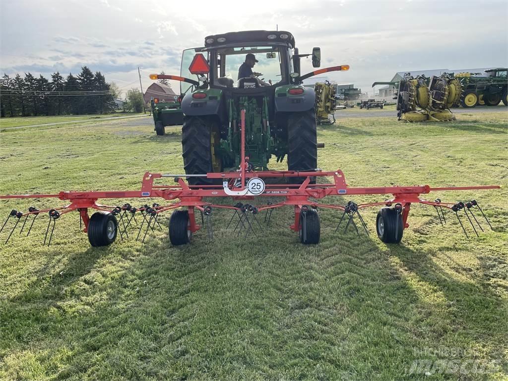 Kuhn GF5202THA Rakes and tedders