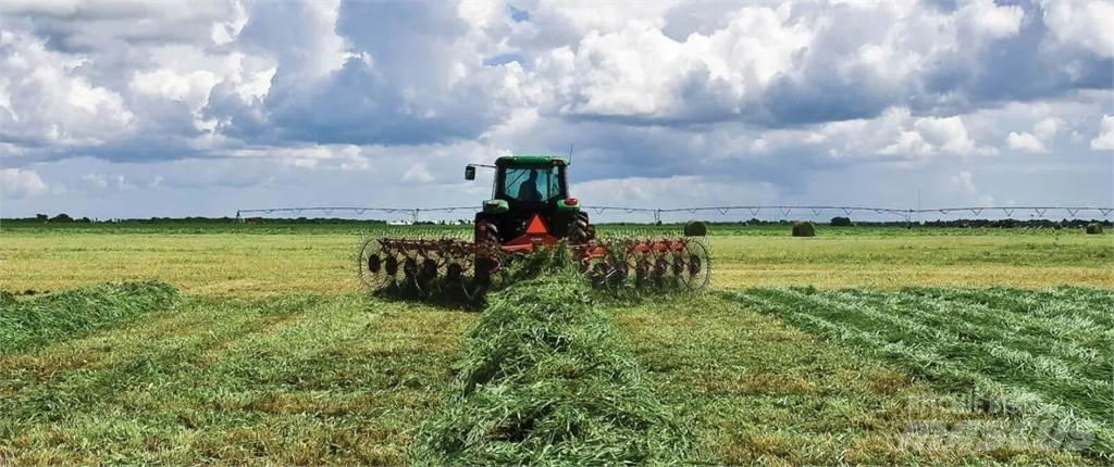 Kuhn SR314 Rakes and tedders