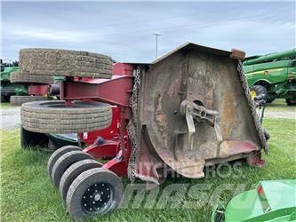 Rhino 4150 Bale shredders, cutters and unrollers