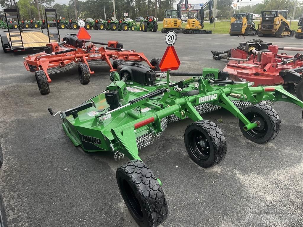 Rhino TS10 Bale shredders, cutters and unrollers