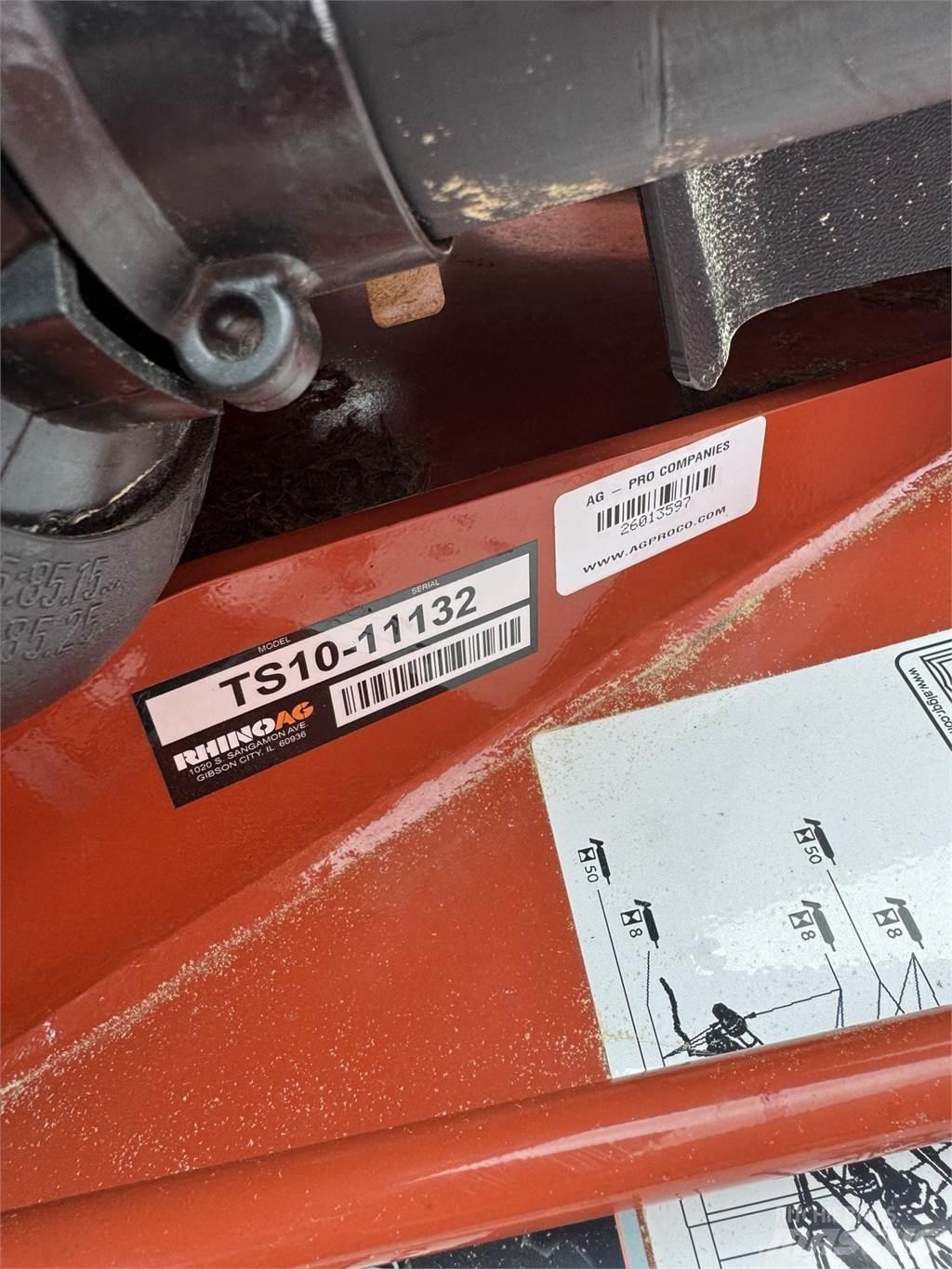 Rhino TS10 Bale shredders, cutters and unrollers