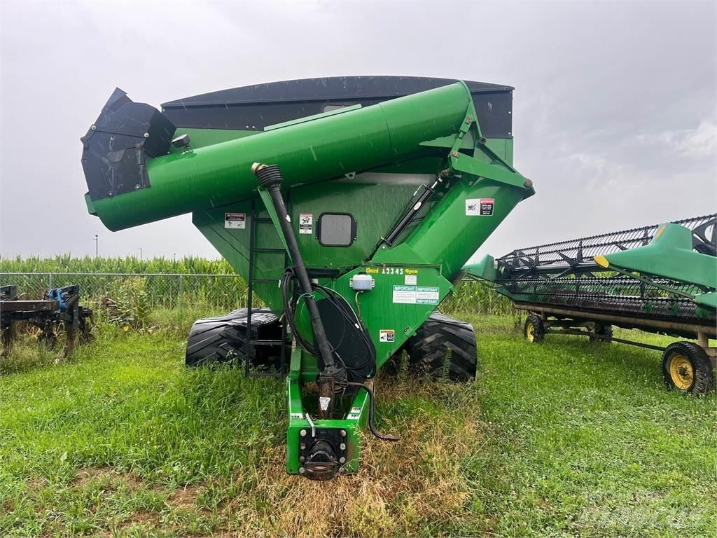 UNVERFERTH 1110 Grain / Silage Trailers
