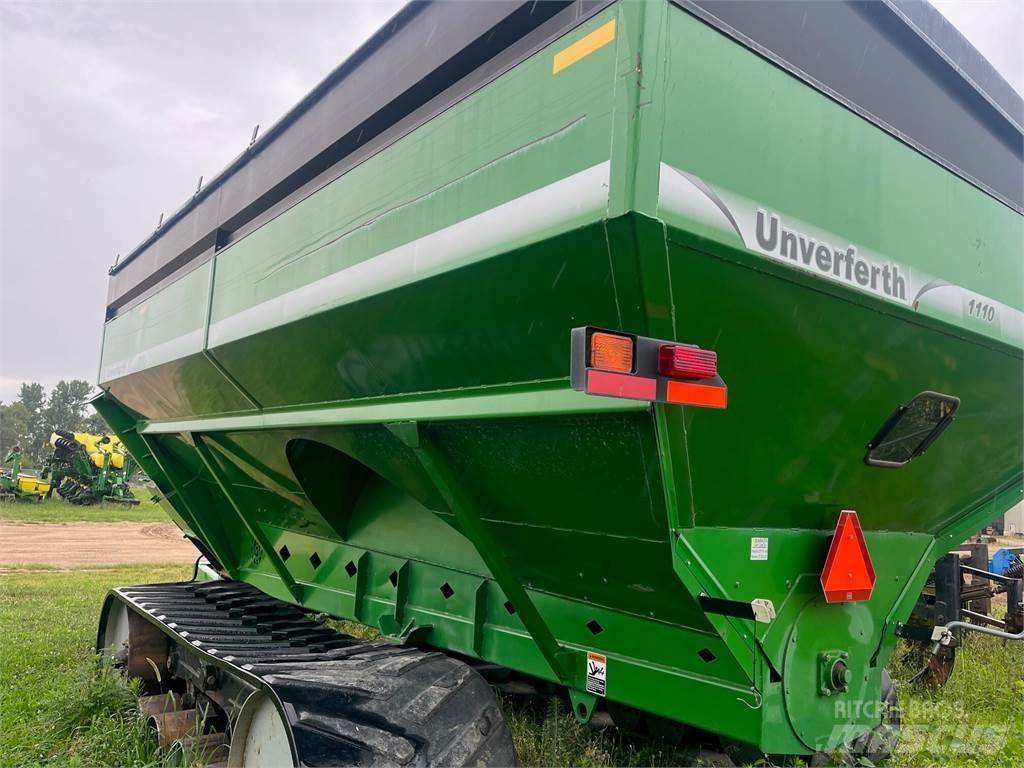 UNVERFERTH 1110 Grain / Silage Trailers