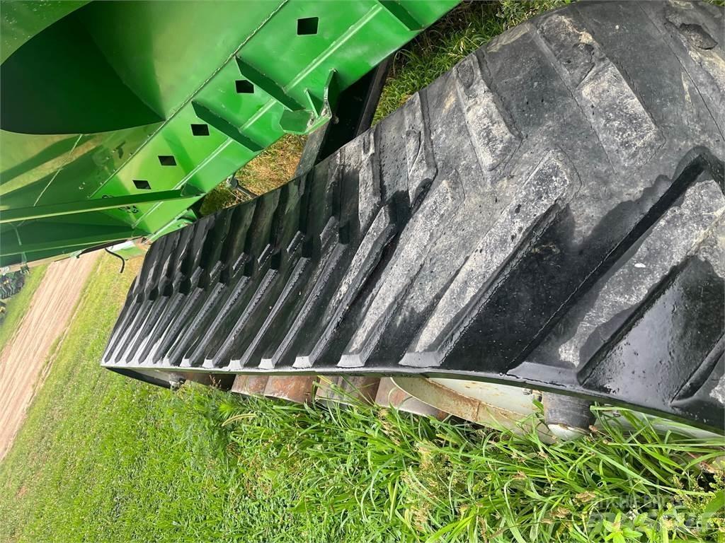 UNVERFERTH 1110 Grain / Silage Trailers