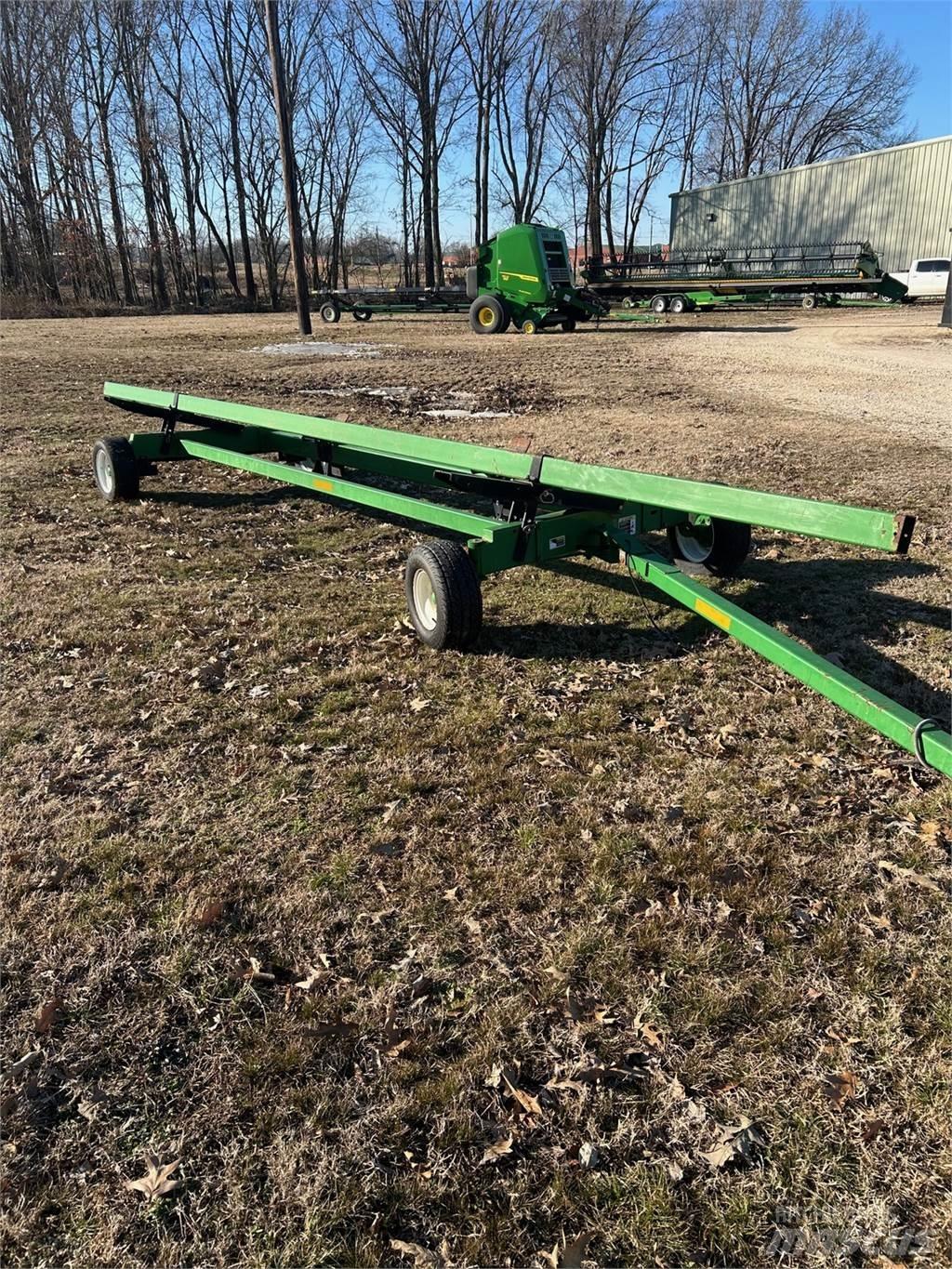 UNVERFERTH 25HH Grain / Silage Trailers