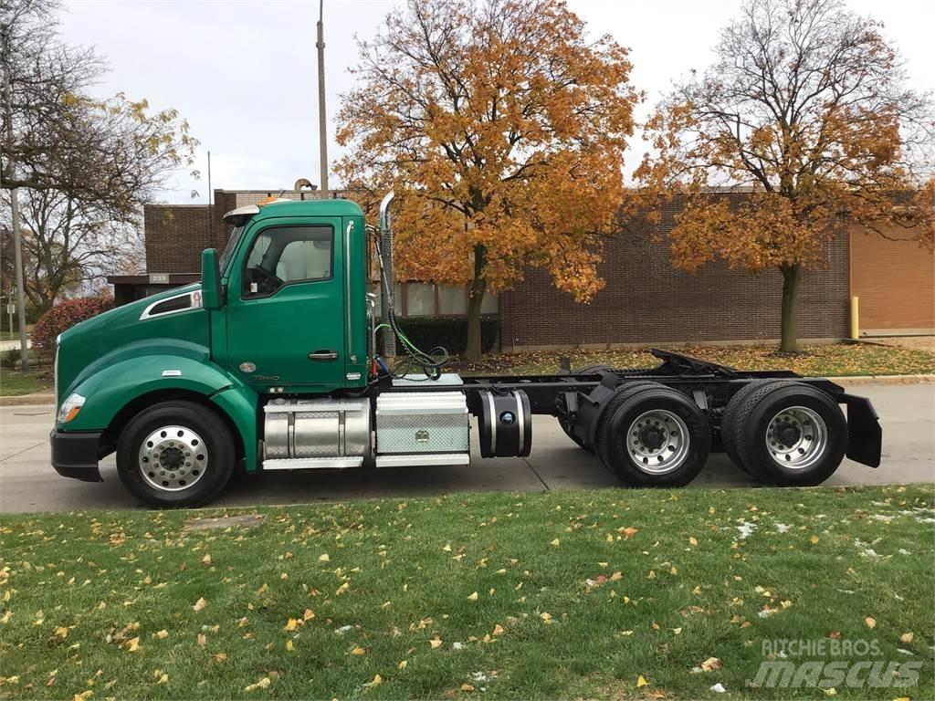 Kenworth T680 Tractor Units