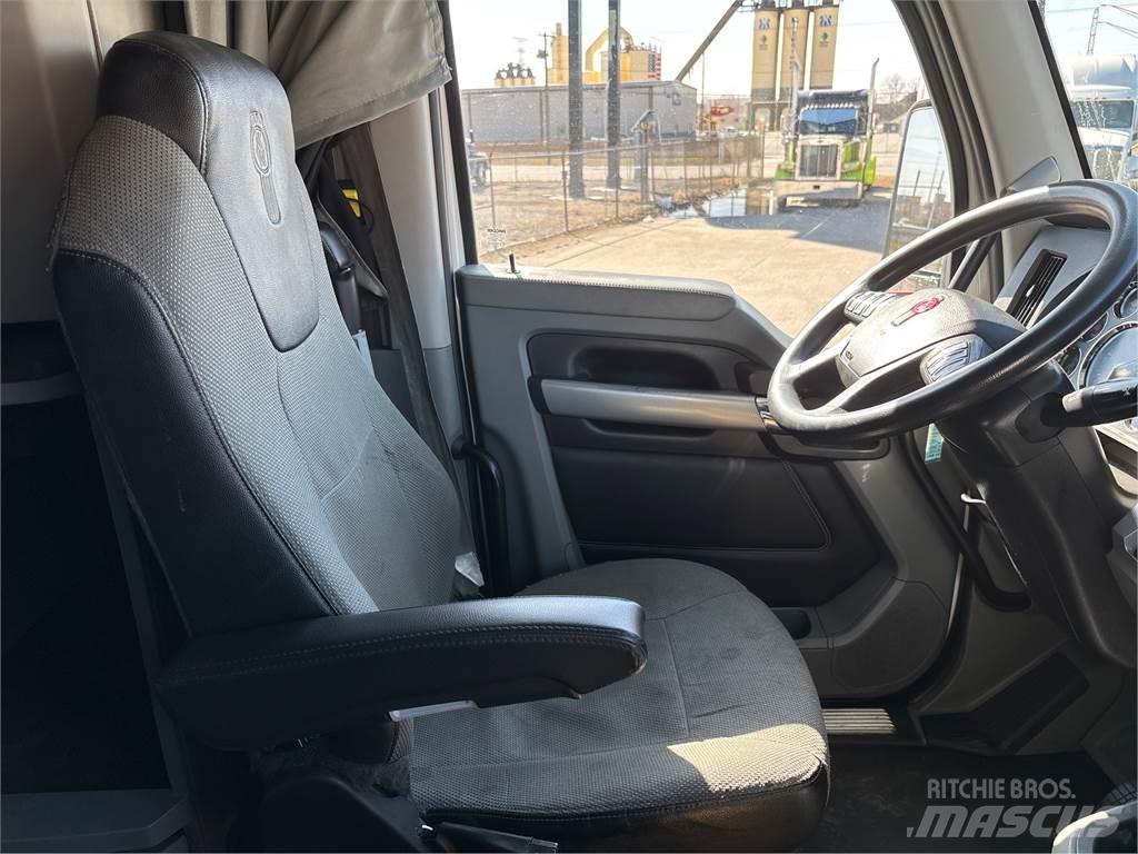 Kenworth T680 Tractor Units